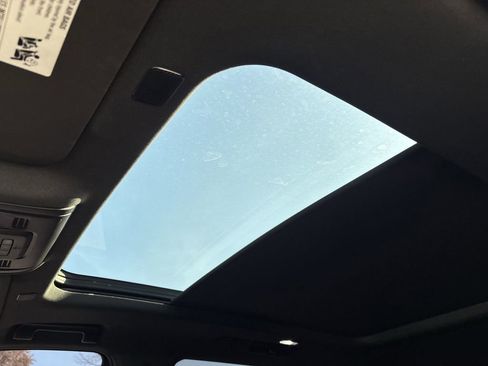 Used 2023 GMC Yukon AT4 w/ AT4 Premium Package image 21