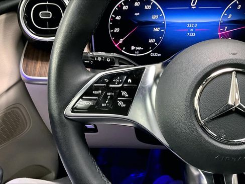 Used 2026 Mercedes-Benz GLC 300 4MATIC image 24