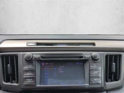 Used 2013 Toyota RAV4 LE AWD/4WD image 14