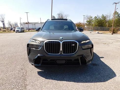 Used 2024 BMW X7 M60i w/ Executive Package AWD/4WD image 3