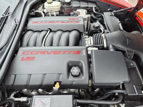 Used 2011 Chevrolet Corvette Grand Sport w/ Preferred Equipment Group RWD image 17