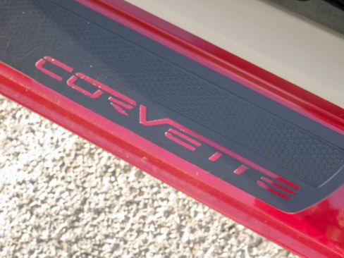 Used 2007 Chevrolet Corvette Convertible w/ Preferred Equipment Group RWD image 32