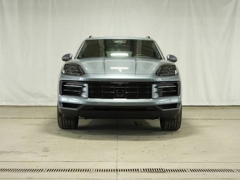 New 2026 Porsche Cayenne S AWD/4WD image 10