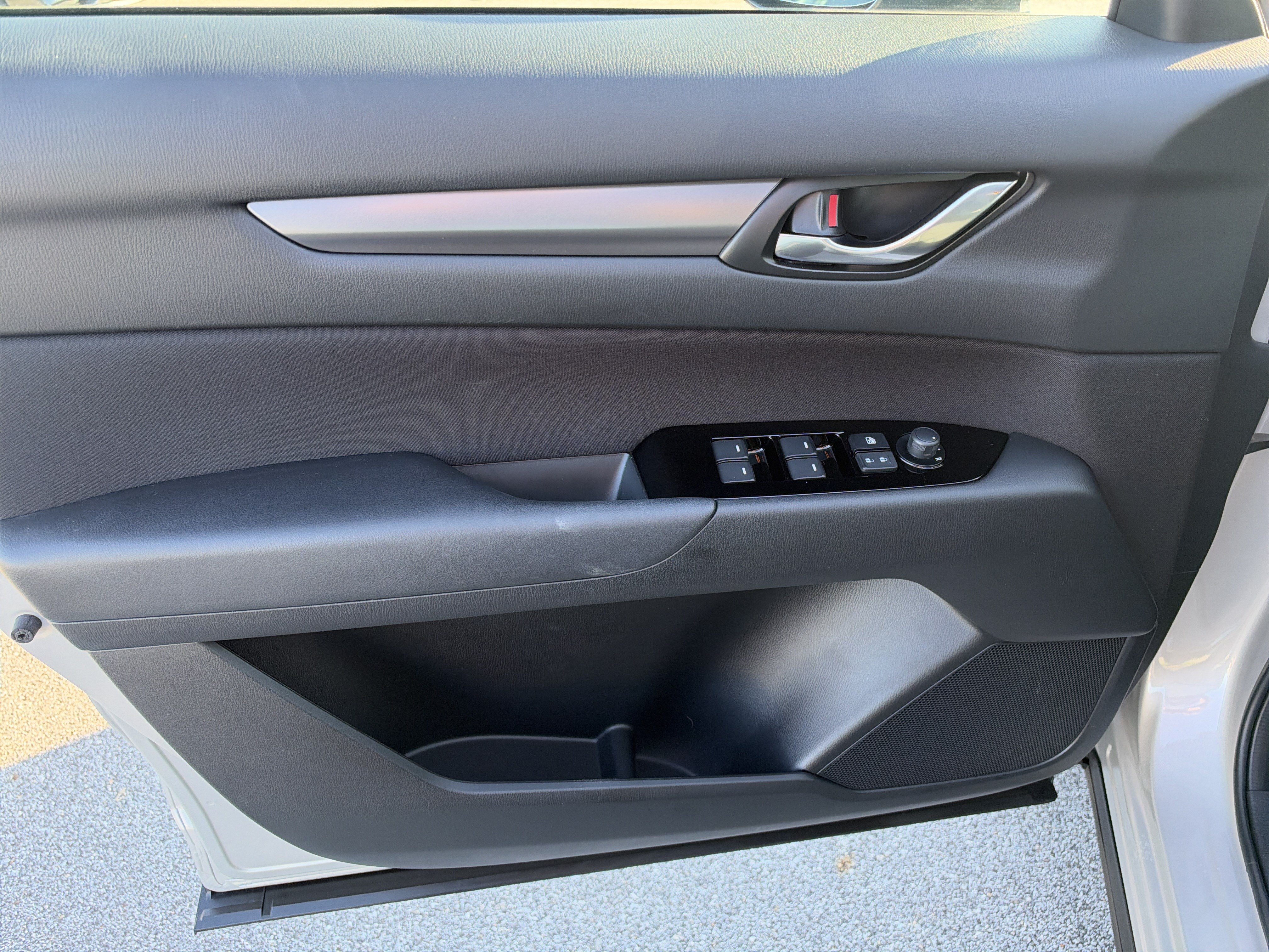 Certified 2025 MAZDA CX-5 AWD 2.5 S image 9