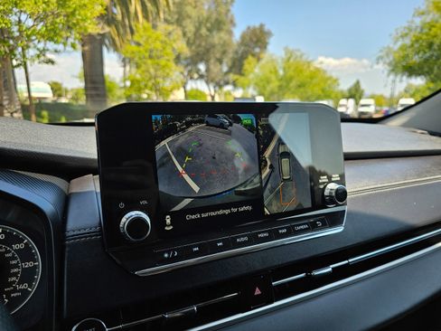 Used 2024 Mitsubishi Outlander SE Black Edition image 33