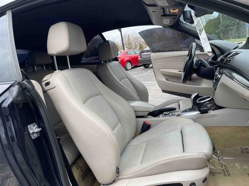 Used 2013 BMW 135i Convertible RWD image 17