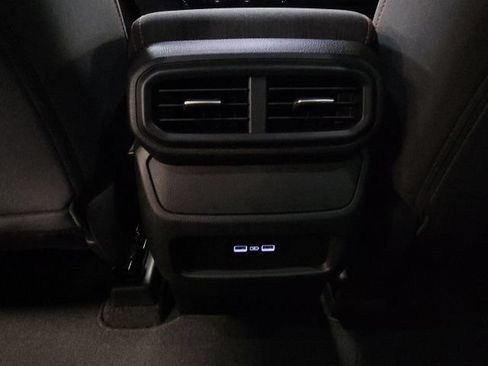 Used 2023 Honda Pilot Sport image 23