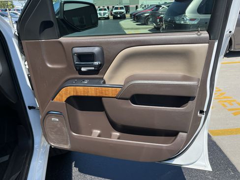 Used 2017 GMC Sierra 1500 SLT AWD/4WD image 37