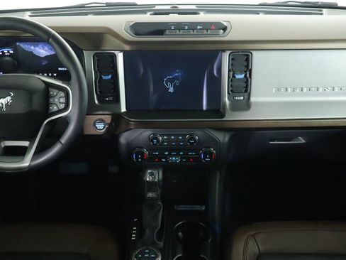 Used 2022 Ford Bronco Outer Banks image 14
