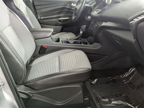 Used 2018 Ford Escape SE w/ SE Sport Appearance Package image 30