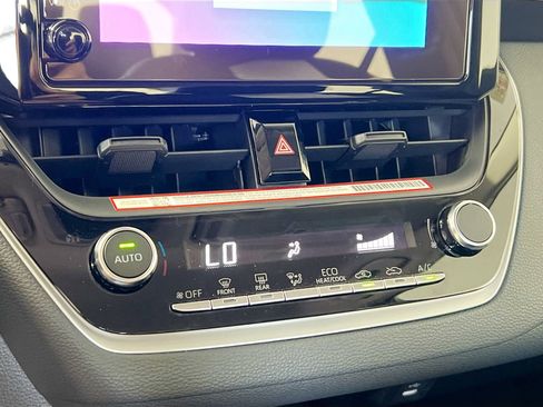 Used 2025 Toyota Corolla LE FWD image 25