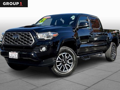 Used 2021 Toyota Tacoma TRD Sport w/ Technology Package image 1