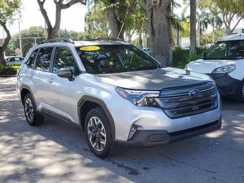 Used 2026 Subaru Forester Premium AWD/4WD image 7