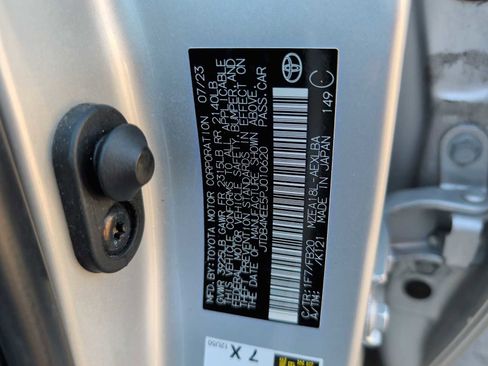 Used 2023 Toyota Corolla LE image 25