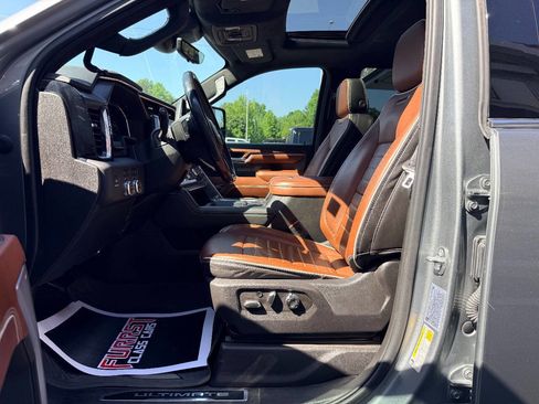 Used 2024 GMC Sierra 3500 Denali Ultimate image 22