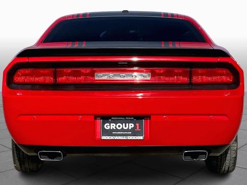 Used 2014 Dodge Challenger R/T image 4