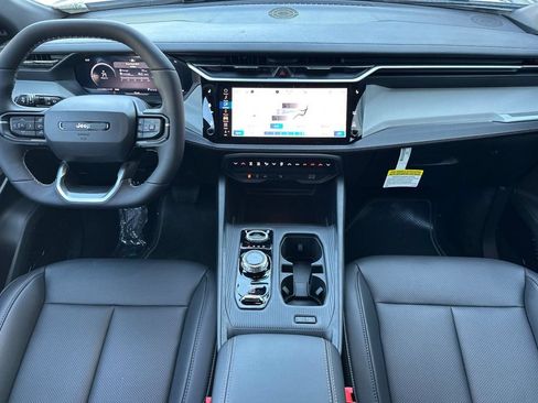 New 2026 Jeep Cherokee Limited AWD/4WD image 13