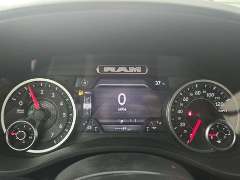 New 2026 RAM 1500 Express AWD/4WD image 6