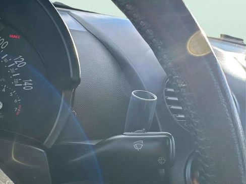 Used 2001 Volkswagen Beetle GLS image 13