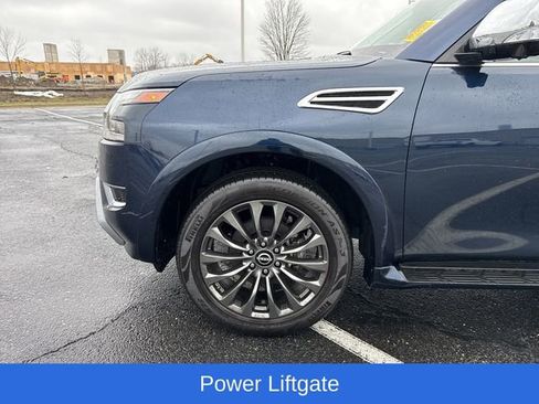 Used 2023 Nissan Armada Platinum image 10
