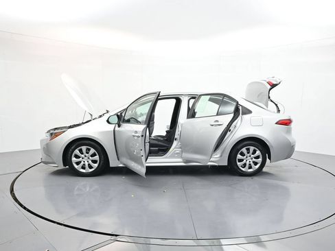 Used 2024 Toyota Corolla LE FWD image 34