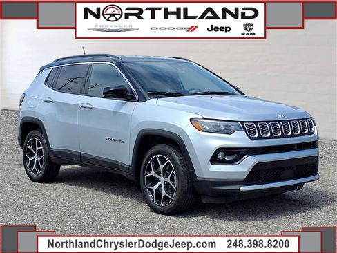 Certified 2024 Jeep Compass Limited AWD/4WD image 1
