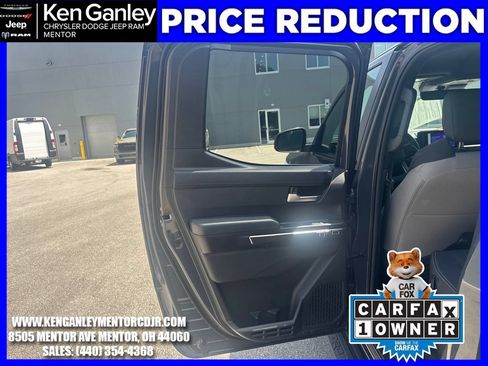 Used 2024 Toyota Tacoma TRD Sport AWD/4WD image 20
