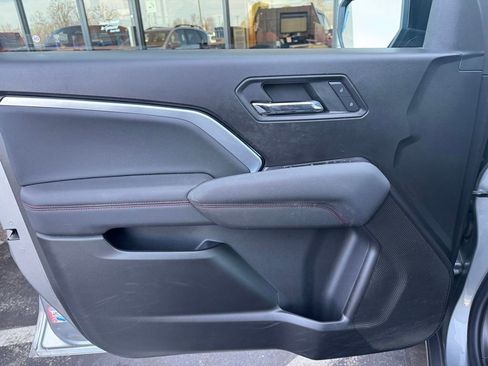 Used 2023 Chevrolet Colorado Z71 w/ Z71 Convenience Package 2 image 2