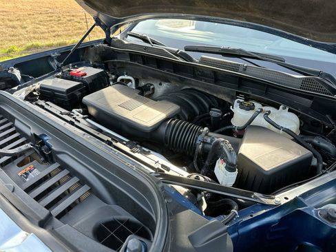 Used 2024 GMC Sierra 1500 SLT image 25