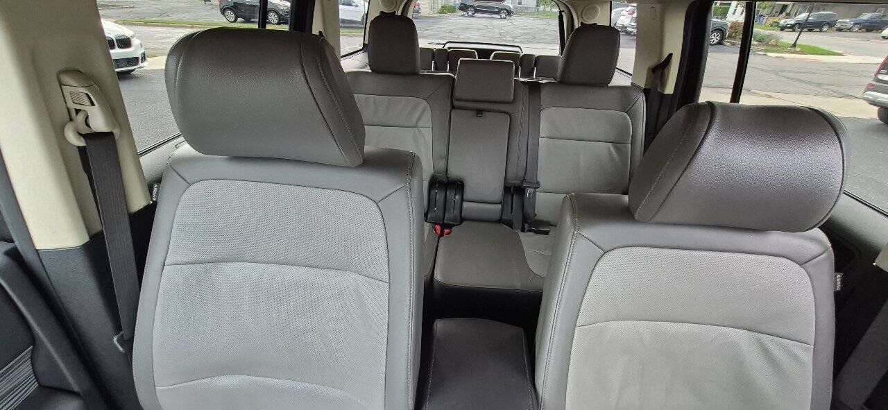 Used 2019 Ford Flex Limited w/ Equipment Group 303A AWD/4WD image 31