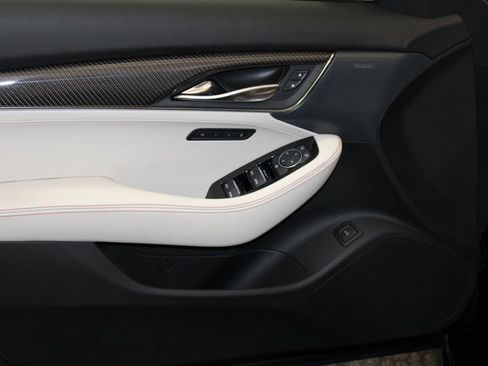 New 2026 Cadillac CT5 V image 10