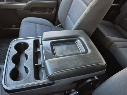 Used 2018 Chevrolet Silverado 1500 LT w/ All Star Edition image 31