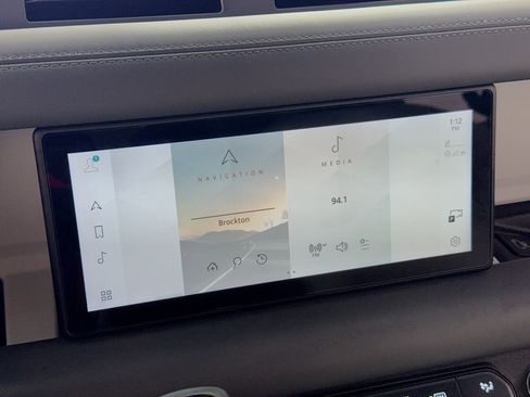 Used 2023 Land Rover Defender 110 S AWD/4WD image 18