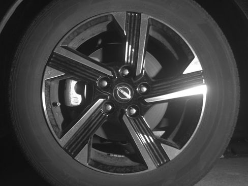 Used 2025 Nissan Altima 2.5 SV image 12