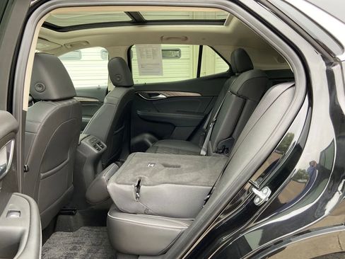 Used 2023 Buick Envision Avenir AWD/4WD image 27