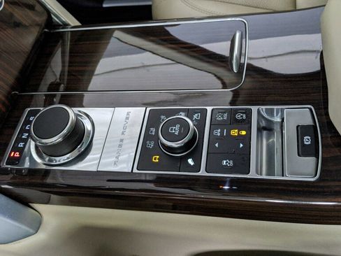 Used 2015 Land Rover Range Rover Long Wheelbase Supercharged image 20