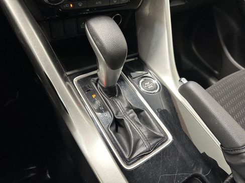 Used 2018 Mitsubishi Eclipse Cross ES AWD/4WD image 20