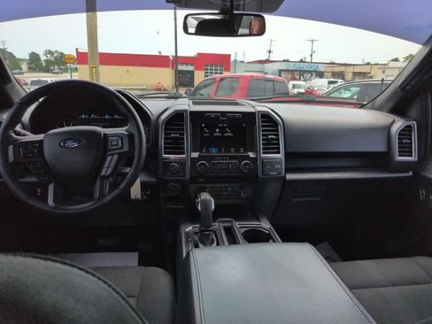 Used 2016 Ford F150 XLT w/ Equipment Group 302A Luxury AWD/4WD image 12