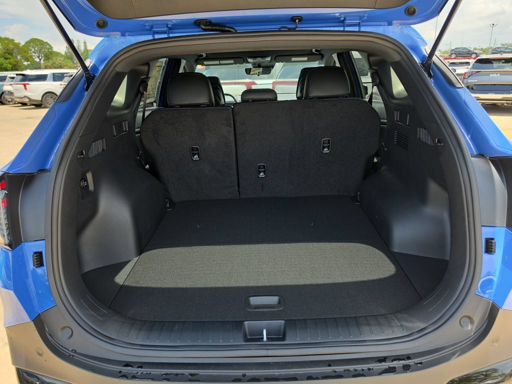 New 2026 Kia Sportage X-Line AWD/4WD image 10