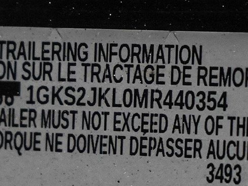 Used 2021 GMC Yukon XL Denali AWD/4WD image 31