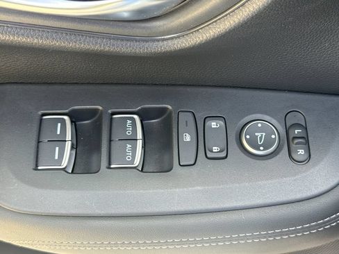 Used 2024 Honda HR-V EX-L image 15