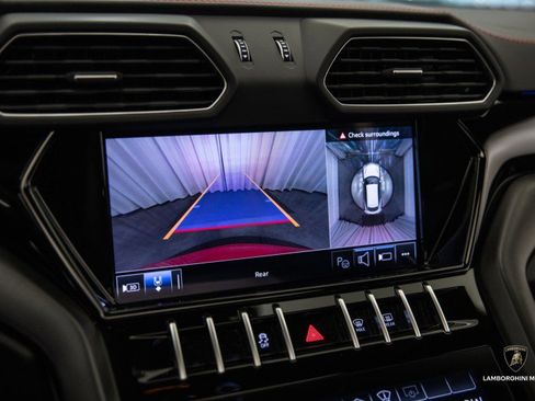 Used 2024 Lamborghini Urus S image 55