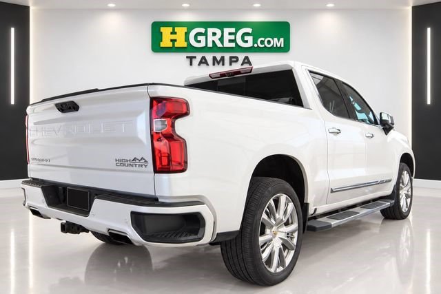 Used 2022 Chevrolet Silverado 1500 High Country w/ Technology Package AWD/4WD image 6