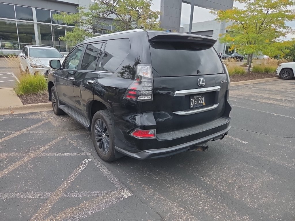 Used 2023 Lexus GX 460 Premium w/ Accessory Package AWD/4WD image 11