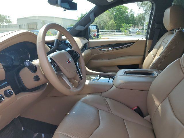 Used 2020 Cadillac Escalade Platinum AWD/4WD image 22