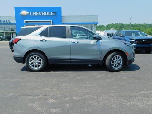 Used 2024 Chevrolet Equinox LT AWD/4WD image 29