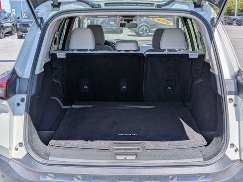 Certified 2023 Nissan Rogue SV AWD/4WD image 32