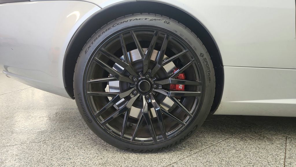 Used 2010 Jaguar XKR R RWD image 40