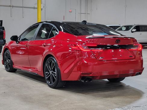 Used 2025 Toyota Camry XSE image 10