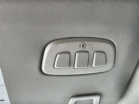 Used 2021 Ford Mustang Mach-E Premium image 23